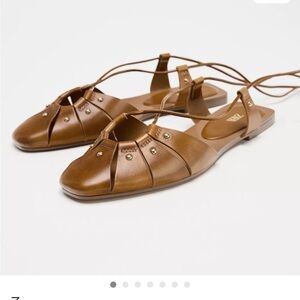 NWT ZARA brown caged toe leather tie sandals. Size 39. (US 8)